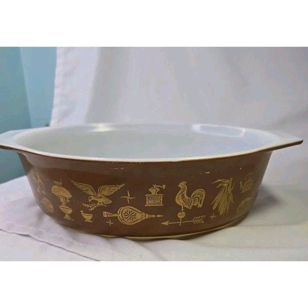 Vtg Pyrex EARLY AMERICAN Brown Gold 043 Oval Casserole 1 1/2" Qt Dish No Lid